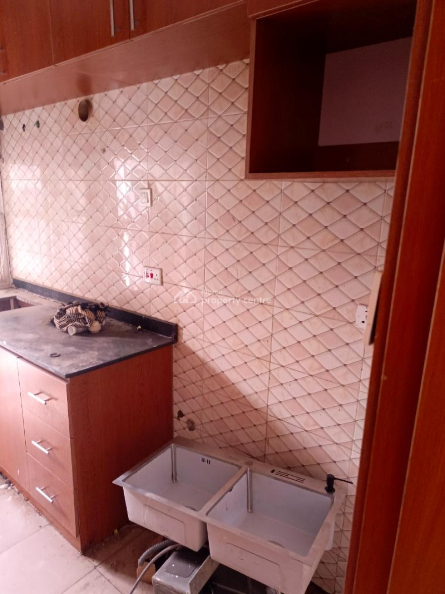 Clean Well Renovated 3 Bedroom Flat in an Estate, Dawaki By Modern Market, Dawaki, Gwarinpa, Abuja, Flat / Apartment for Rent