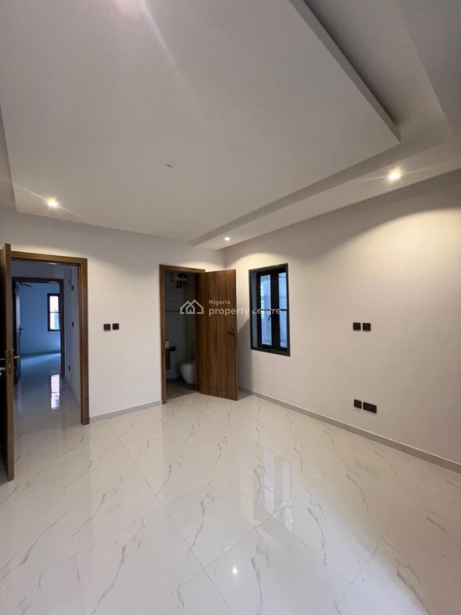 Good Deal: 3 Bedroom Apartment with Bq, Ikate, Lekki, Lagos, Flat / Apartment for Sale