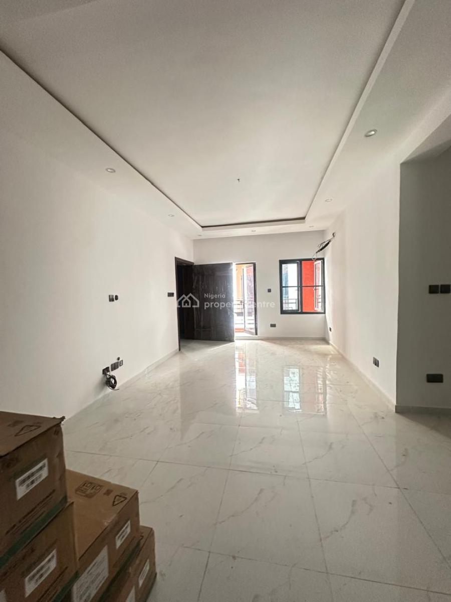 Good Deal: 3 Bedroom Apartment with Bq, Ikate, Lekki, Lagos, Flat / Apartment for Sale