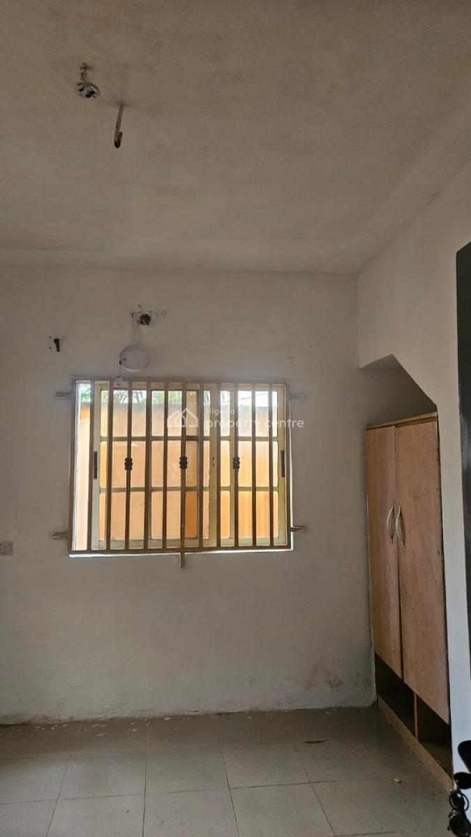 Clean 2 Bedroom Directly Along Interlocked Rd, Badore, Ajah, Lagos, Flat / Apartment for Rent