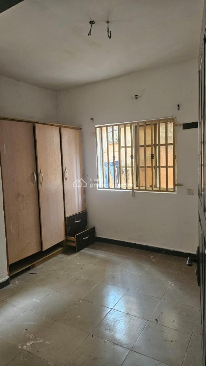 Clean 2 Bedroom Directly Along Interlocked Rd, Badore, Ajah, Lagos, Flat / Apartment for Rent
