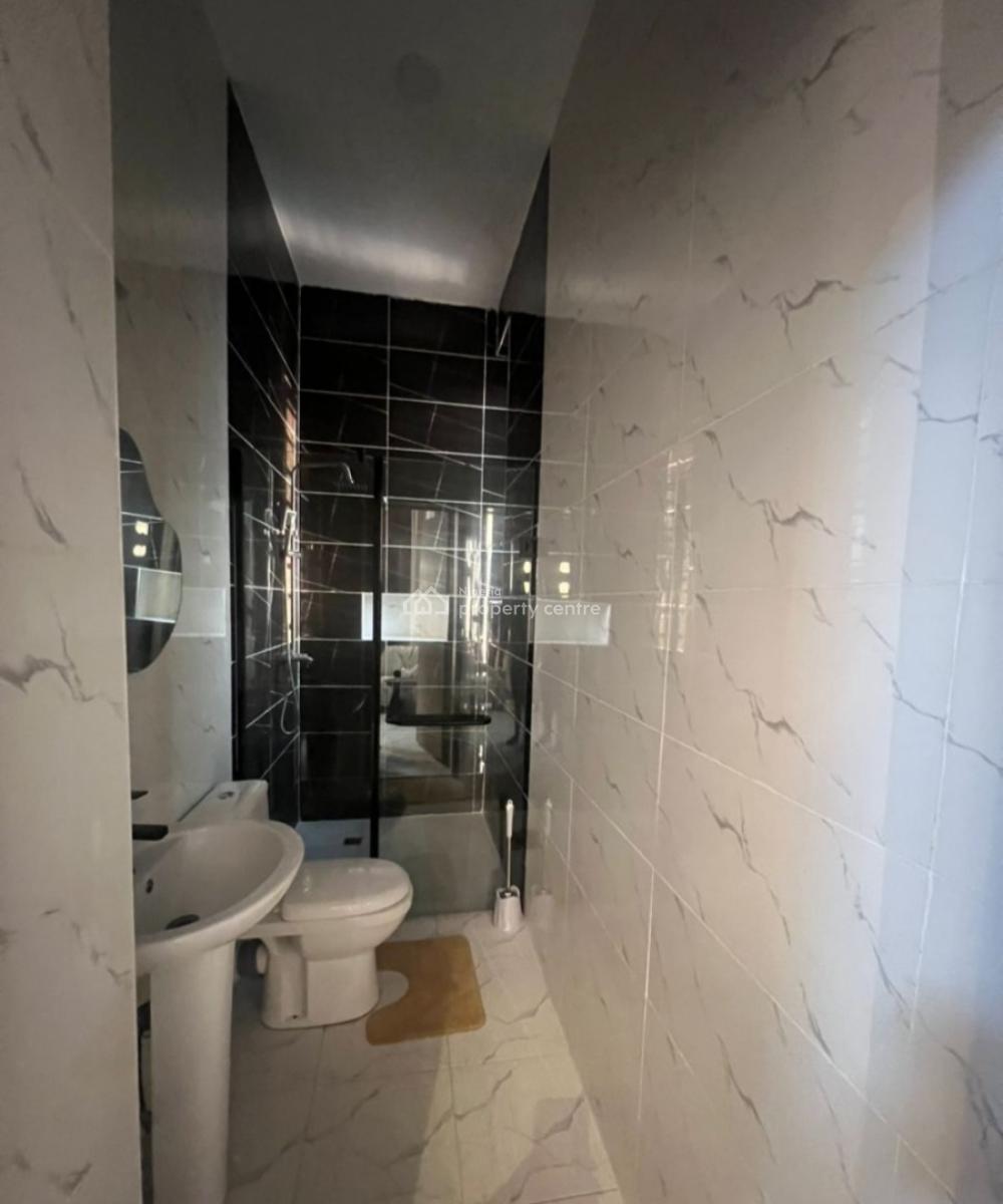 2 Bedrooms with Swimming Pool and Gym, Ologolo, Lekki, Lagos, Flat / Apartment for Rent