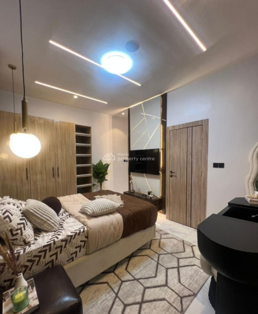 2 Bedrooms with Swimming Pool and Gym, Ologolo, Lekki, Lagos, Flat / Apartment for Rent