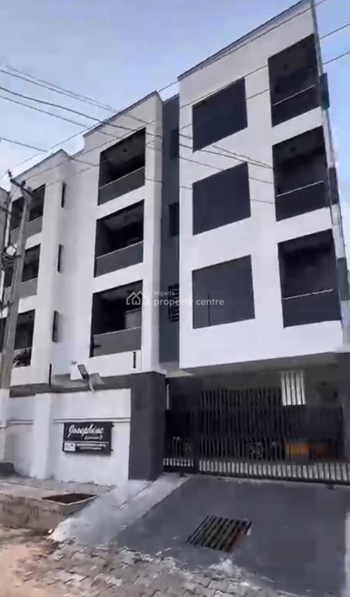 2 Bedrooms with Swimming Pool and Gym, Ologolo, Lekki, Lagos, Flat / Apartment for Rent