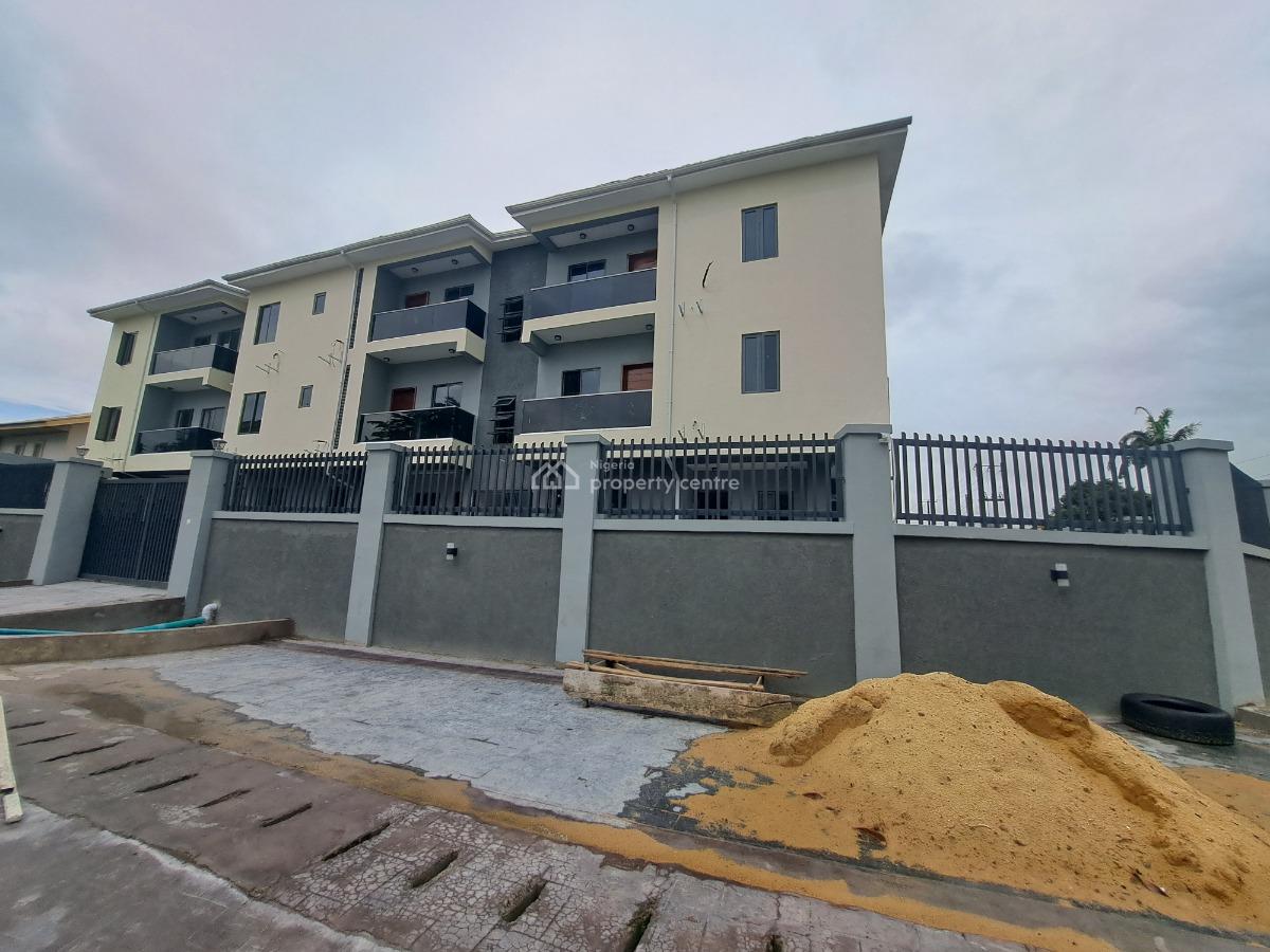 Brand New and Serviced 2 Bedroom Apartment (upstairs), Lekki Phase 1, Lekki, Lagos, Flat / Apartment for Rent
