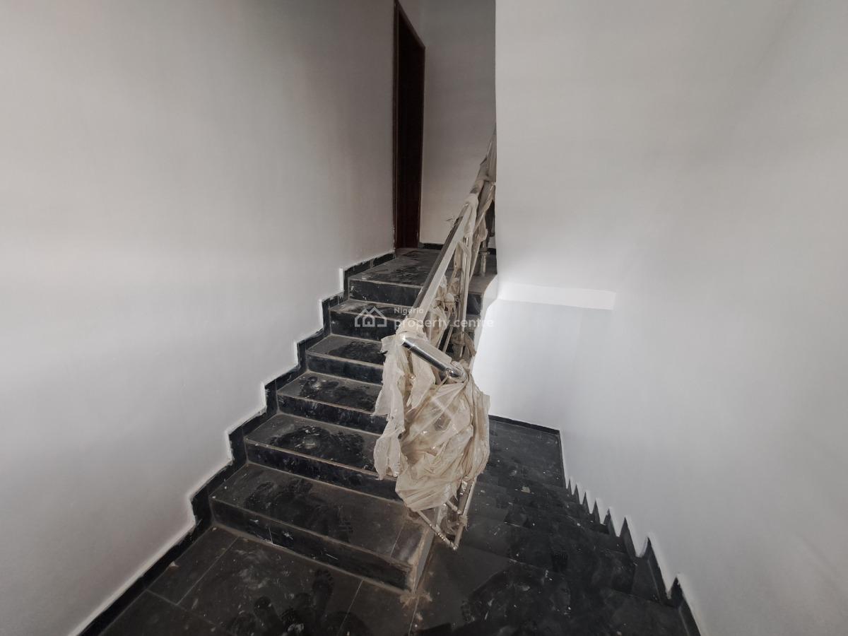 Brand New and Serviced 2 Bedroom Apartment (upstairs), Lekki Phase 1, Lekki, Lagos, Flat / Apartment for Rent