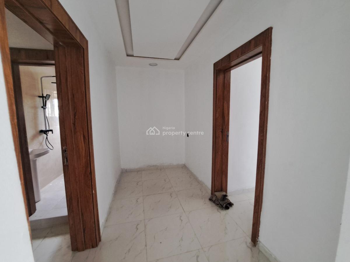 Brand New and Serviced 2 Bedroom Apartment (upstairs), Lekki Phase 1, Lekki, Lagos, Flat / Apartment for Rent
