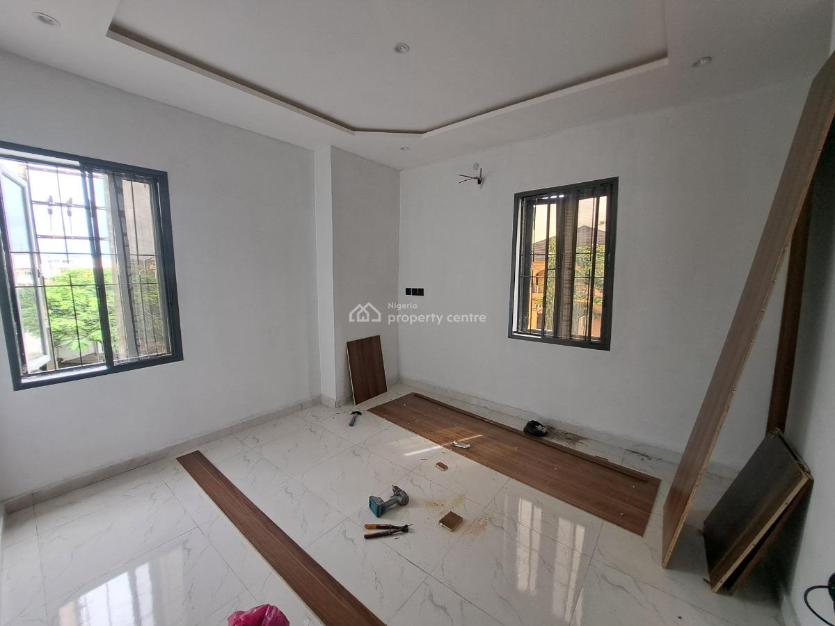 Brand New and Serviced 2 Bedroom Apartment (upstairs), Lekki Phase 1, Lekki, Lagos, Flat / Apartment for Rent