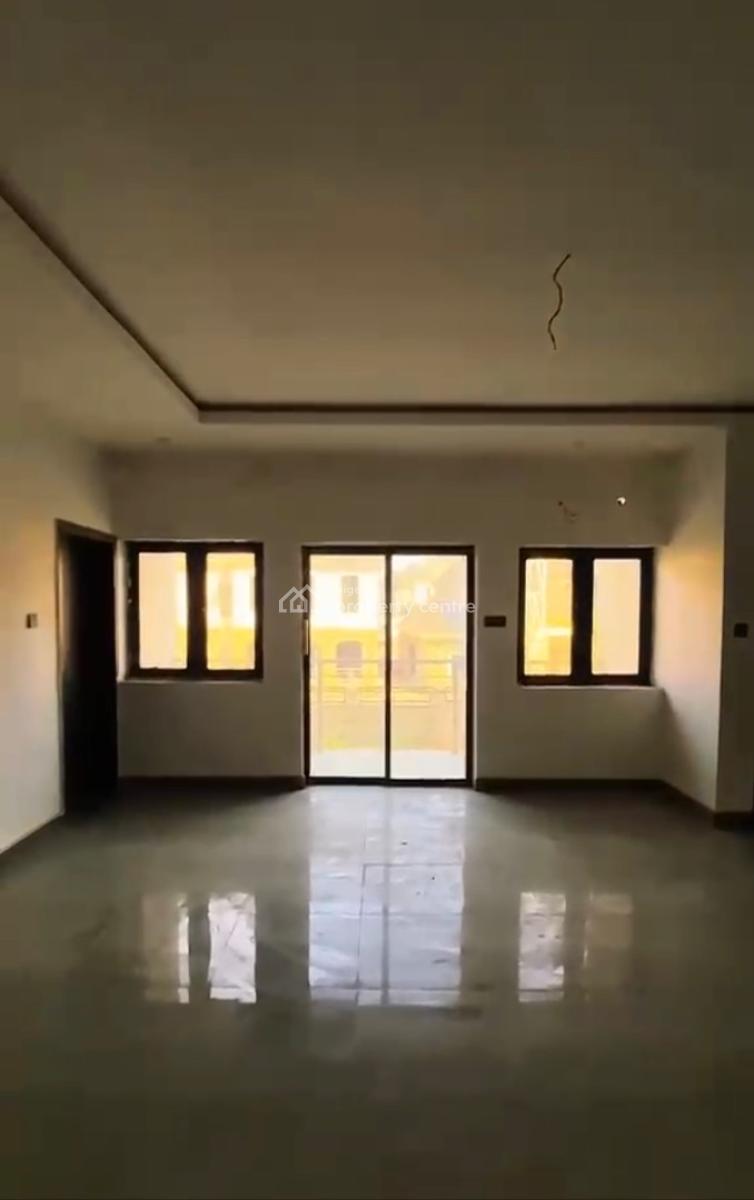 Luxurious Spacious 2bedroom En-suite Flat, River Park Estate, Lugbe District, Abuja, Block of Flats for Sale