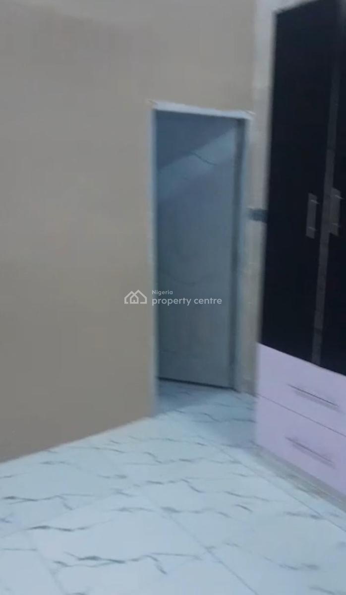 Fully Serviced Studio Apartment with Steady Power Supply, Osapa, Lekki, Lagos, Self Contain (single Rooms) for Rent