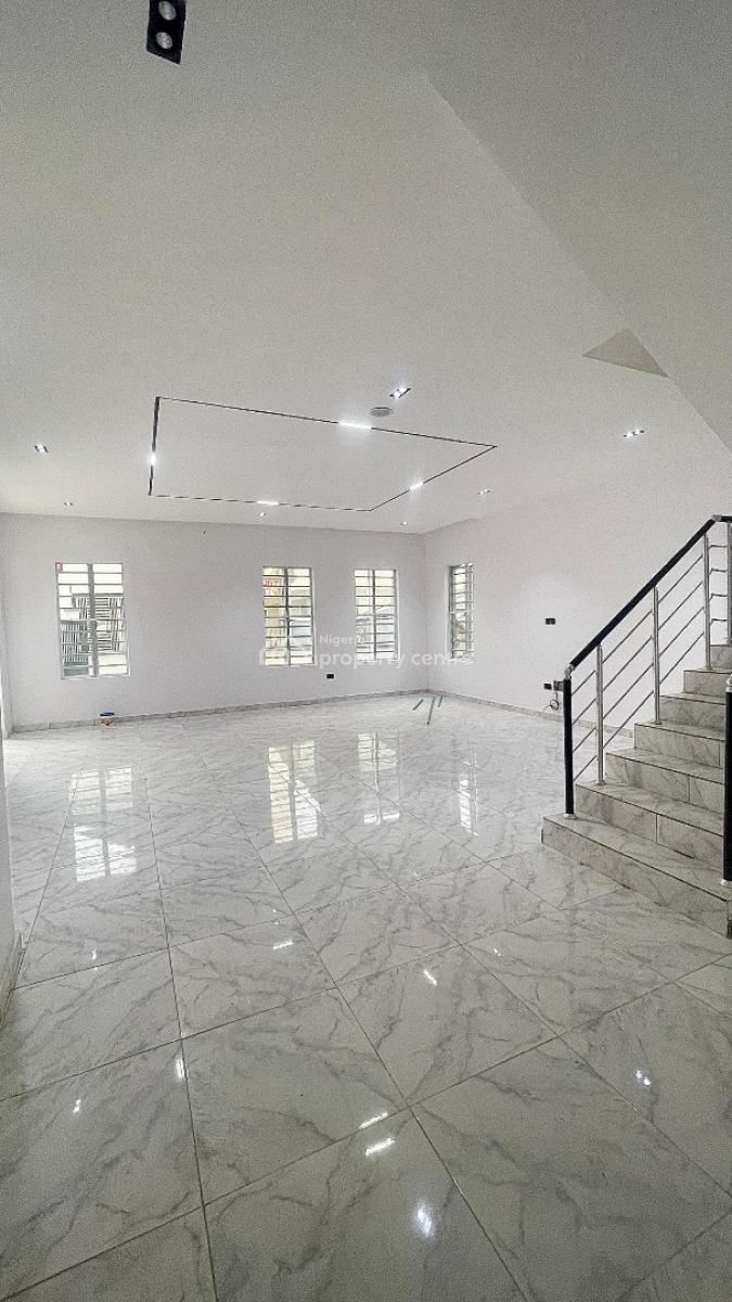 Massive 5bedroom Fully Detached with a Bq, Ikota, Ikota, Lekki, Lagos, Detached Duplex for Rent