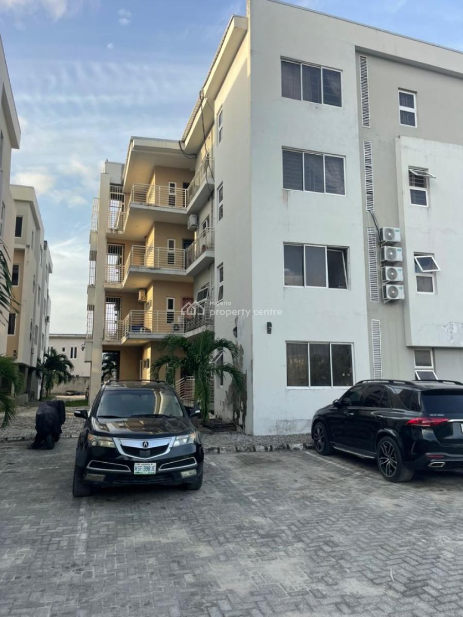 Luxury 3-bedroom Flat with Excellent Facility, Lekki Phase 1, Lekki, Lagos, Flat / Apartment for Rent