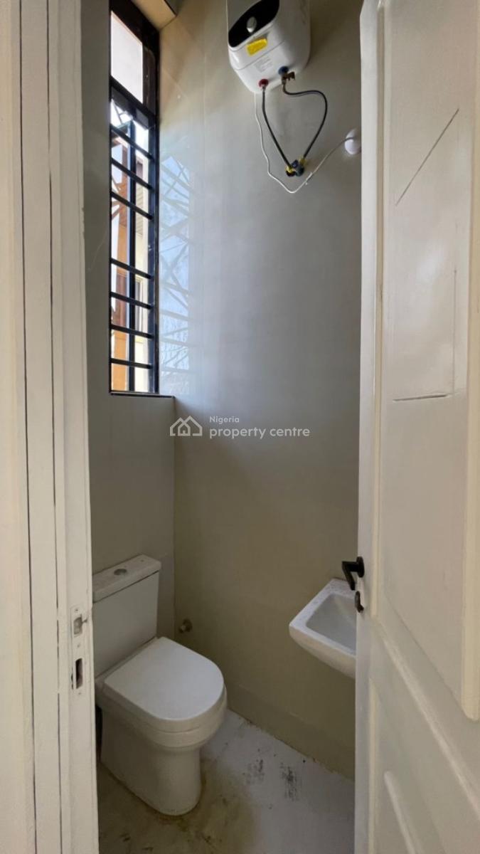 Luxurious 3 Bedrooms Apartment Without Bq, Lekki Phase 1, Lekki, Lagos, Flat / Apartment for Sale