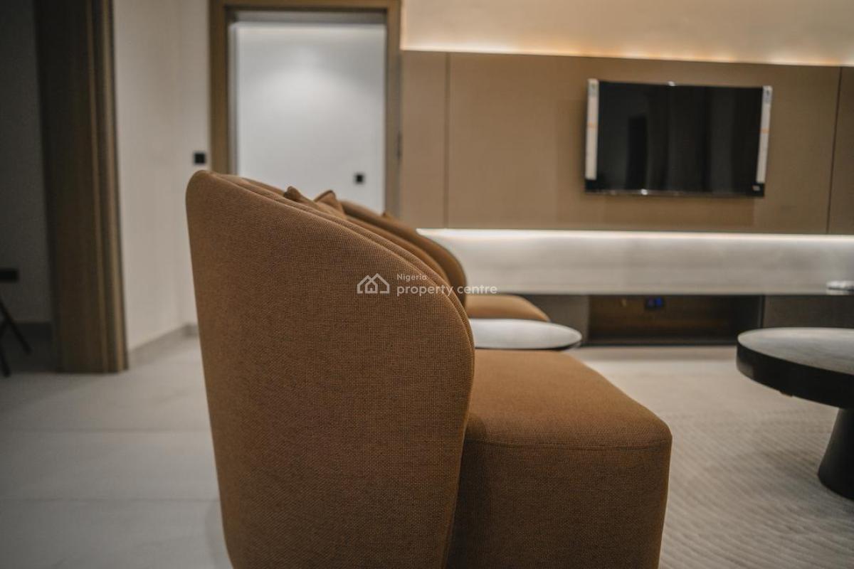 Luxury Smart 3 Bedroom Service and Furnished Apartment with Pool, Wuse 2, Abuja, Flat / Apartment Short Let