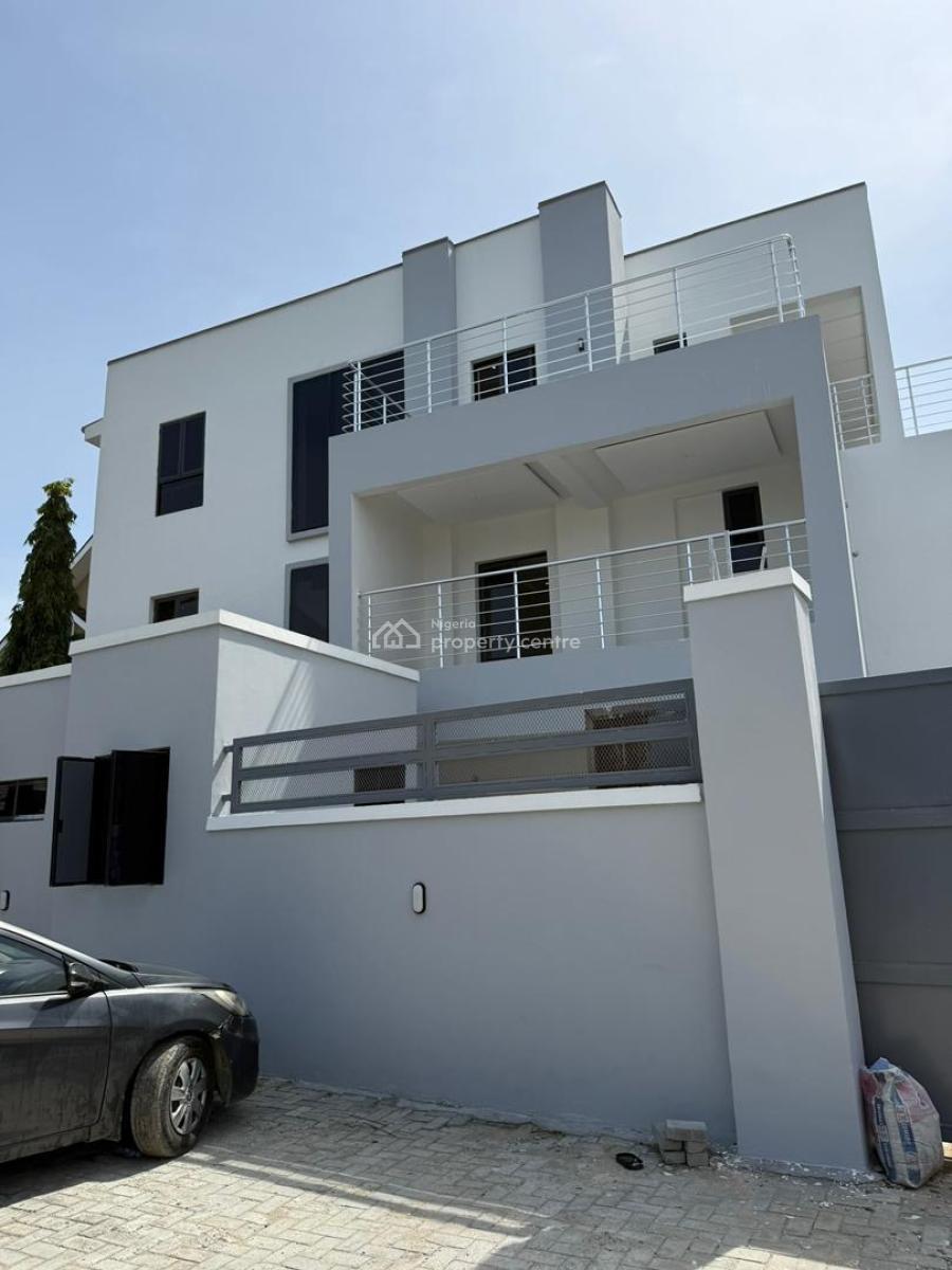 4bedroom Terrace Duplex, New Road, Lekki, Lagos, Terraced Duplex for Sale