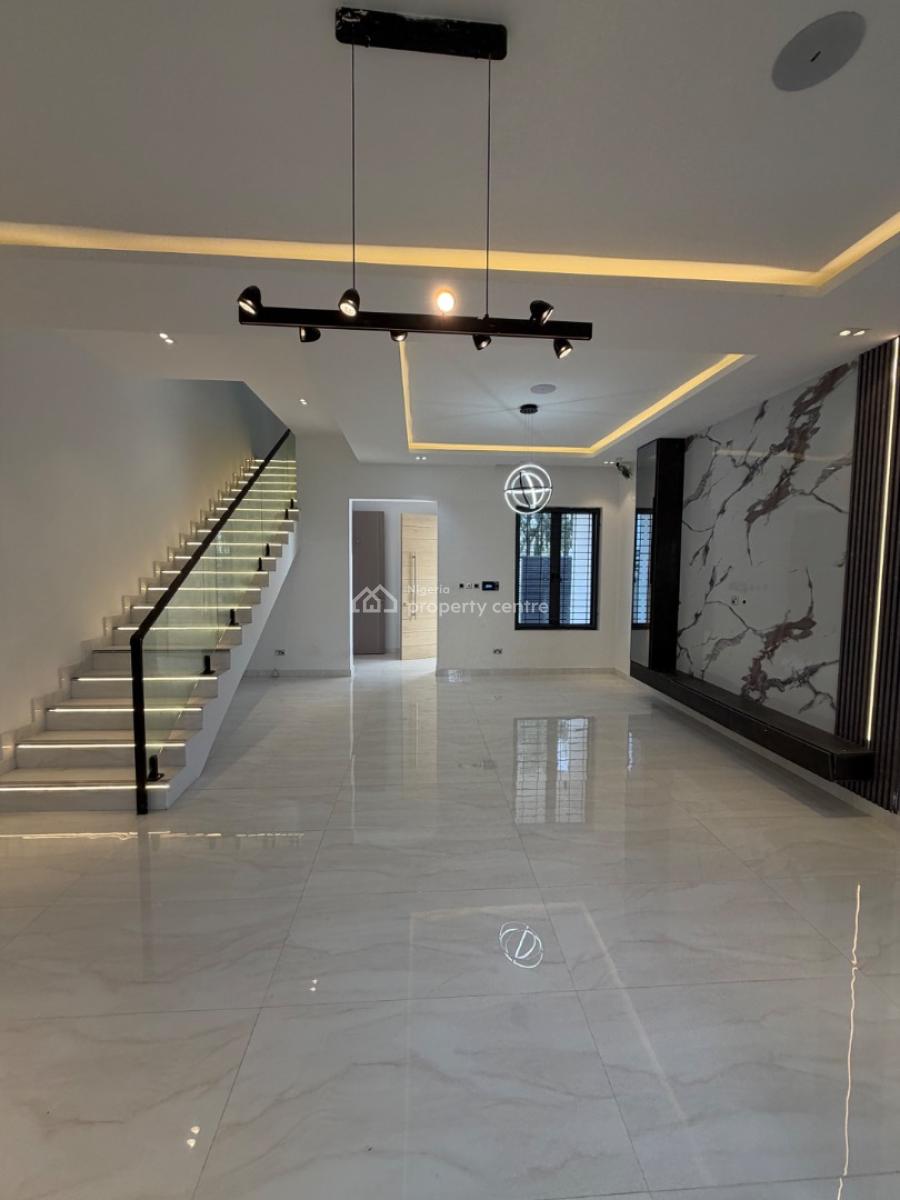 Spacious 5bedroom Detached House with Pool, Lekki Phase 1, Lekki, Lagos, Detached Duplex for Sale