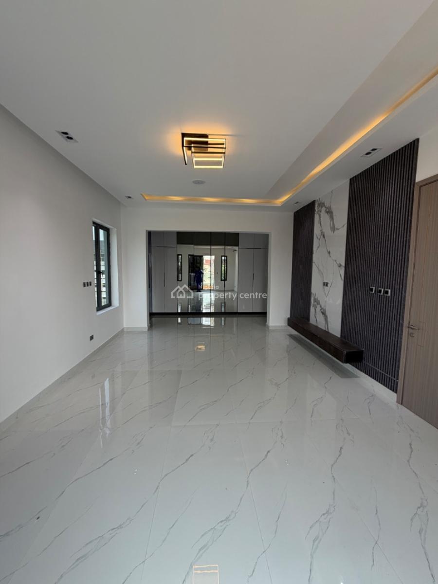 Spacious 5bedroom Detached House with Pool, Lekki Phase 1, Lekki, Lagos, Detached Duplex for Sale