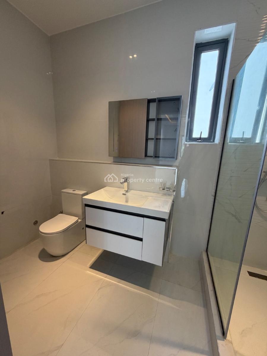 Spacious 5bedroom Detached House with Pool, Lekki Phase 1, Lekki, Lagos, Detached Duplex for Sale