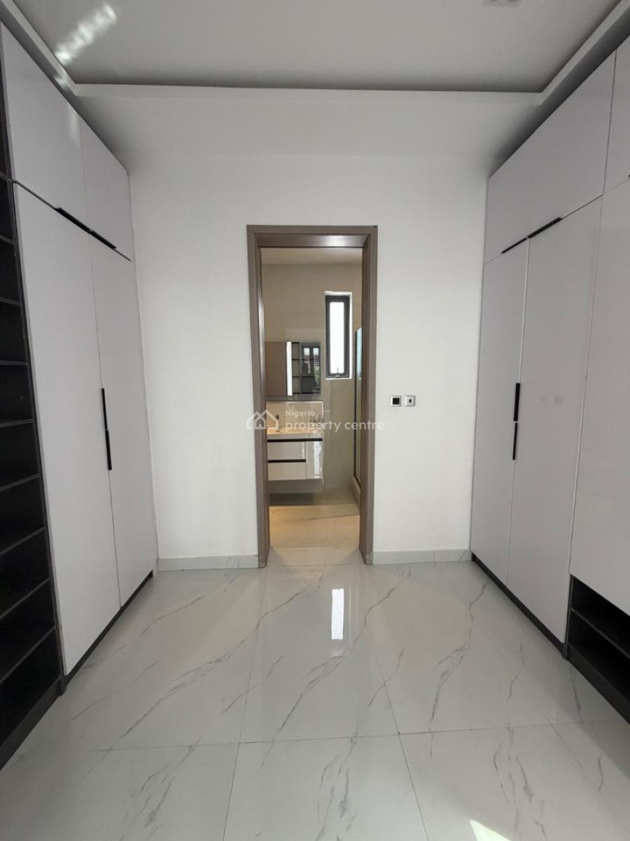 Spacious 5bedroom Detached House with Pool, Lekki Phase 1, Lekki, Lagos, Detached Duplex for Sale
