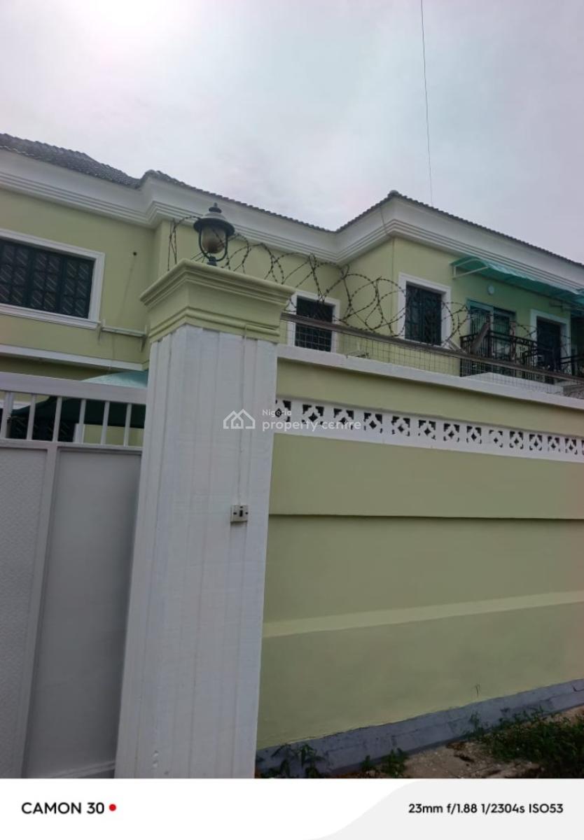 Well Renovated 4 Bedroom Semi Detach Duplex with B Q, in Magodo Phase, Gra Phase 1, Magodo, Lagos, Semi-detached Duplex for Rent