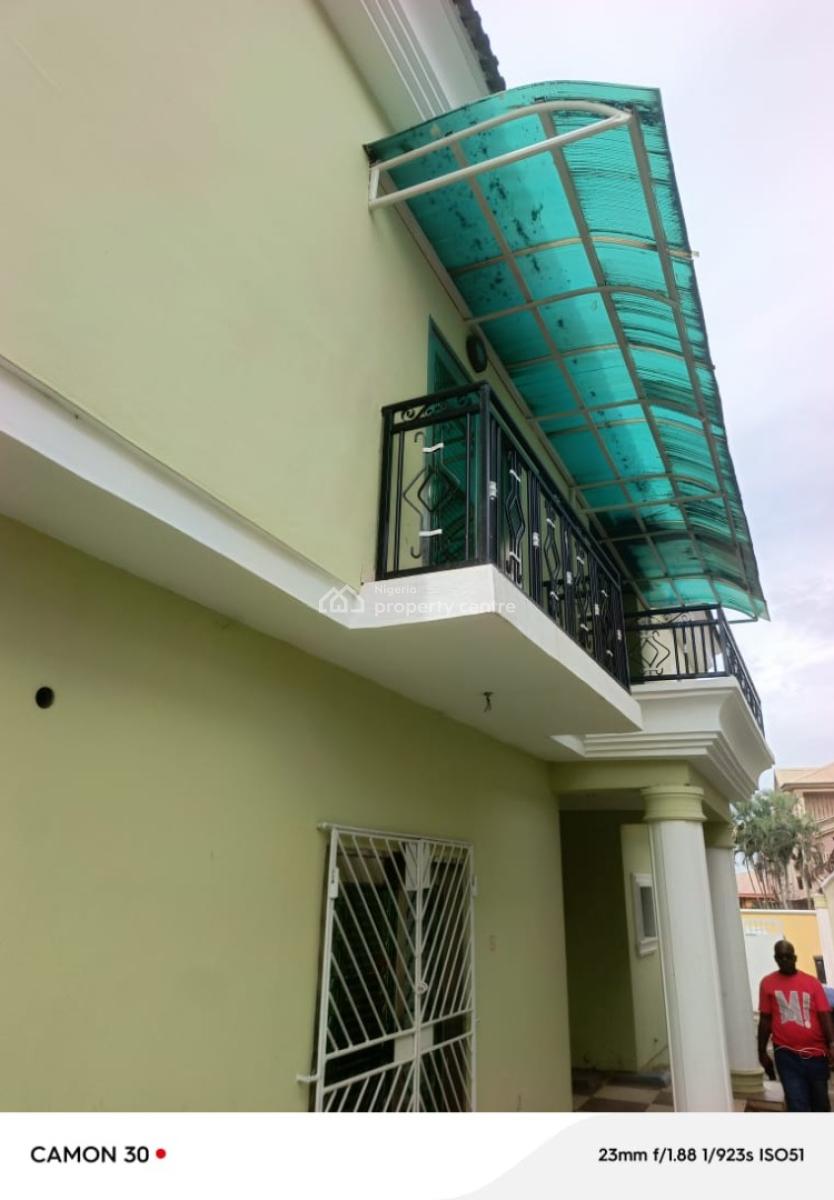 Well Renovated 4 Bedroom Semi Detach Duplex with B Q, in Magodo Phase, Gra Phase 1, Magodo, Lagos, Semi-detached Duplex for Rent