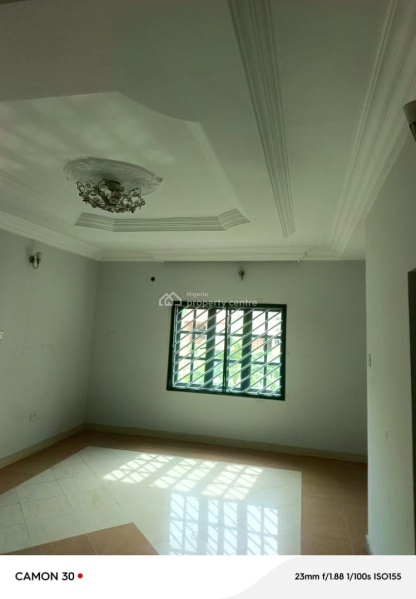Well Renovated 4 Bedroom Semi Detach Duplex with B Q, in Magodo Phase, Gra Phase 1, Magodo, Lagos, Semi-detached Duplex for Rent