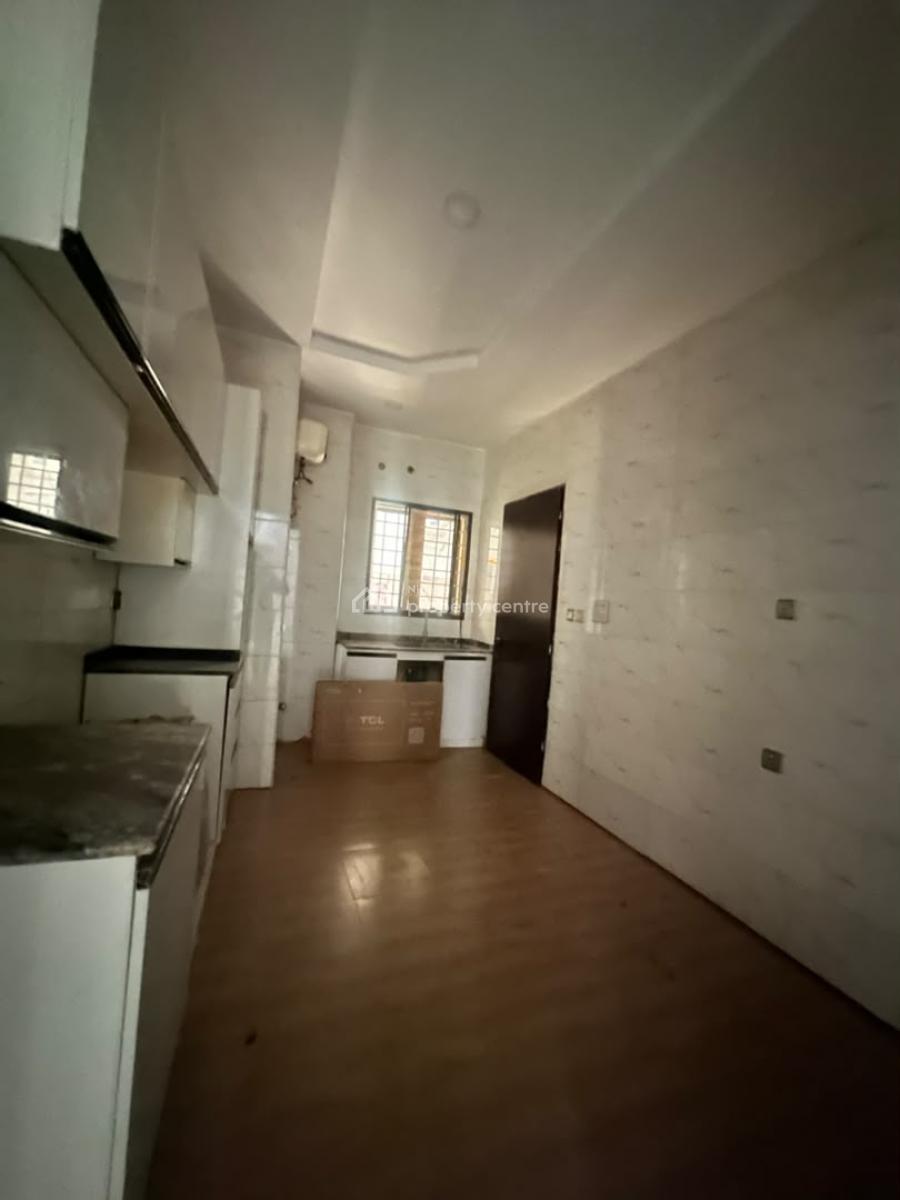3 Bedroom Apartment, in a Serene Environment, Jahi, Abuja, Flat / Apartment for Rent
