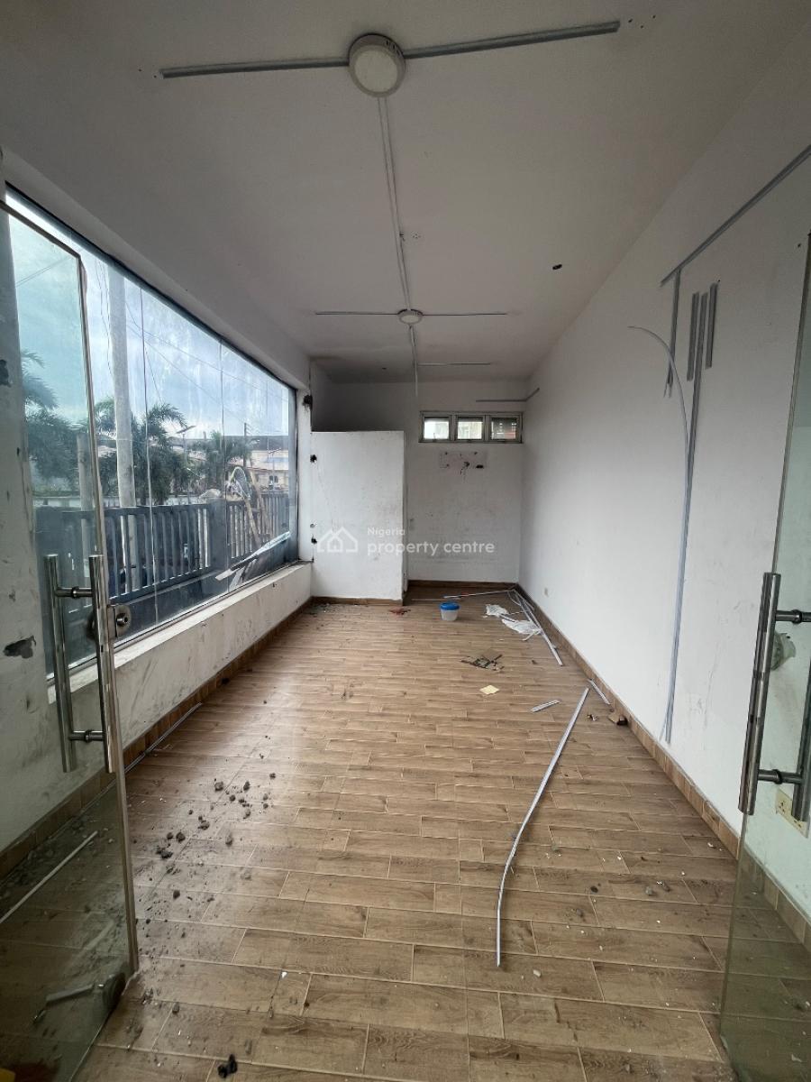 Shop Space on Ground Floor, Osapa, Lekki, Lagos, Plaza / Complex / Mall for Rent