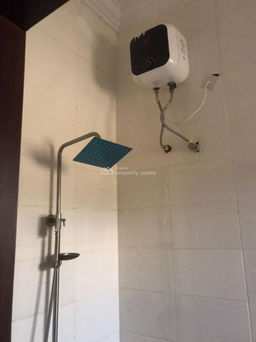 Newly Renovated 3 Bedrooms Apartment with Excellent Facilities, Silverland, Sangotedo, Ajah, Lagos, Flat / Apartment for Rent