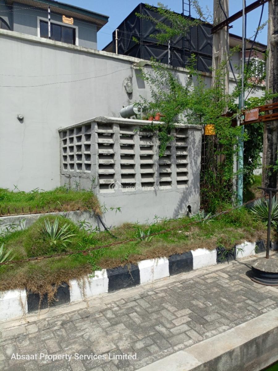 a Duplex and a Block of 6 Units of Flats, Lekki Phase 1, Lekki, Lagos, Block of Flats for Sale