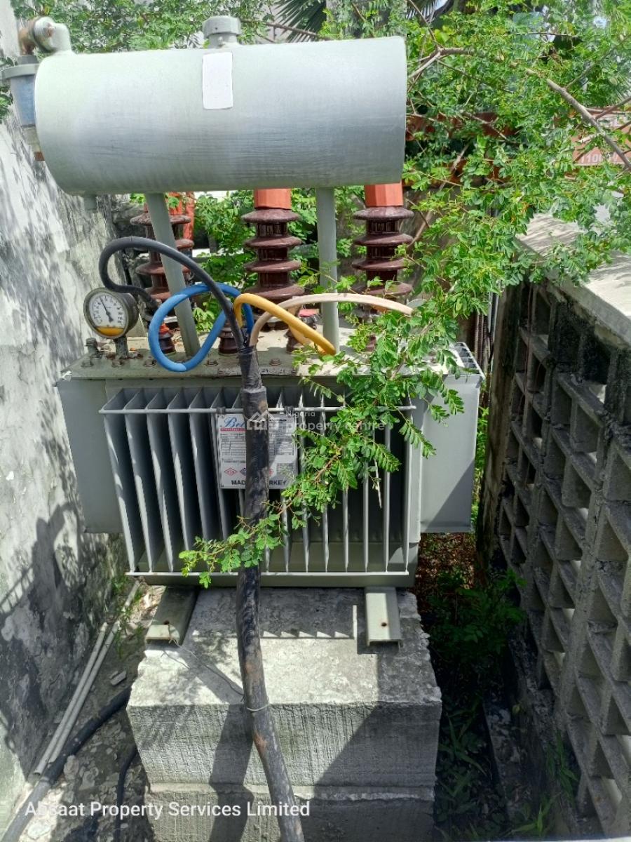 a Duplex and a Block of 6 Units of Flats, Lekki Phase 1, Lekki, Lagos, Block of Flats for Sale