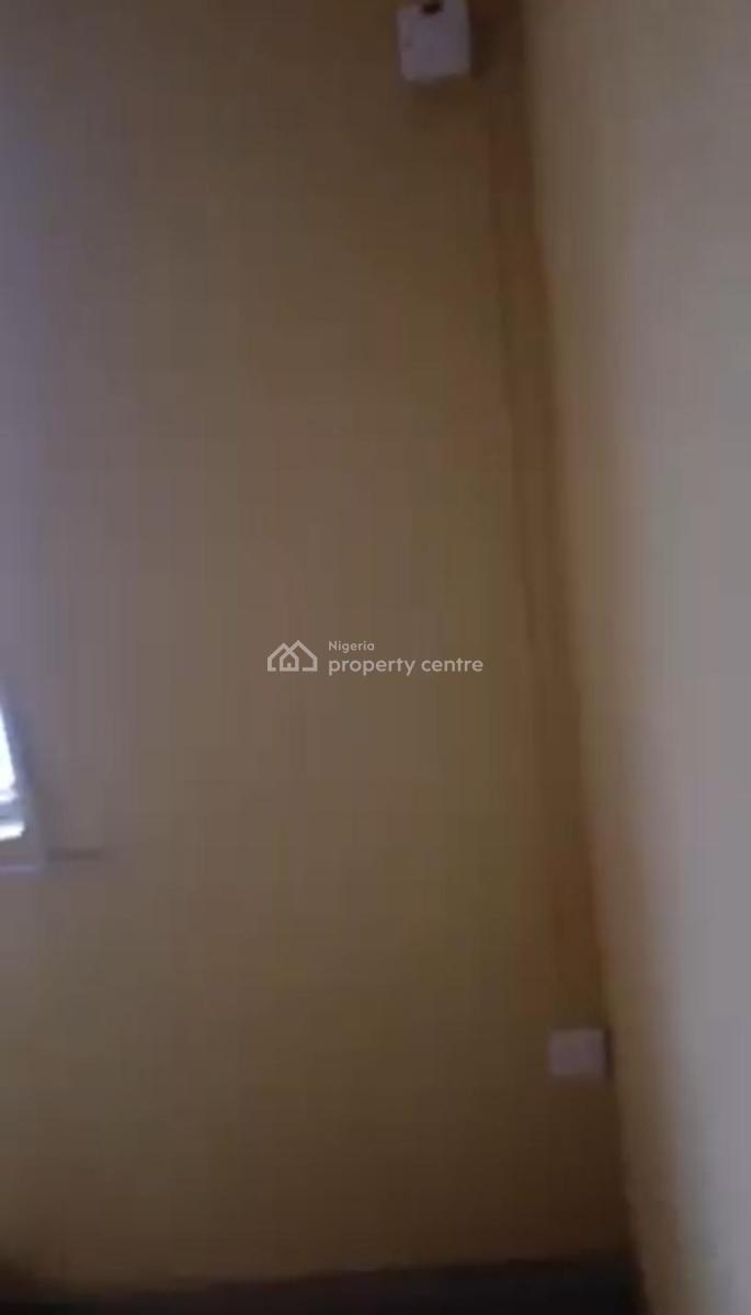 Lovely 3bedroom Flat, Ogba, Ikeja, Lagos, Flat / Apartment for Rent