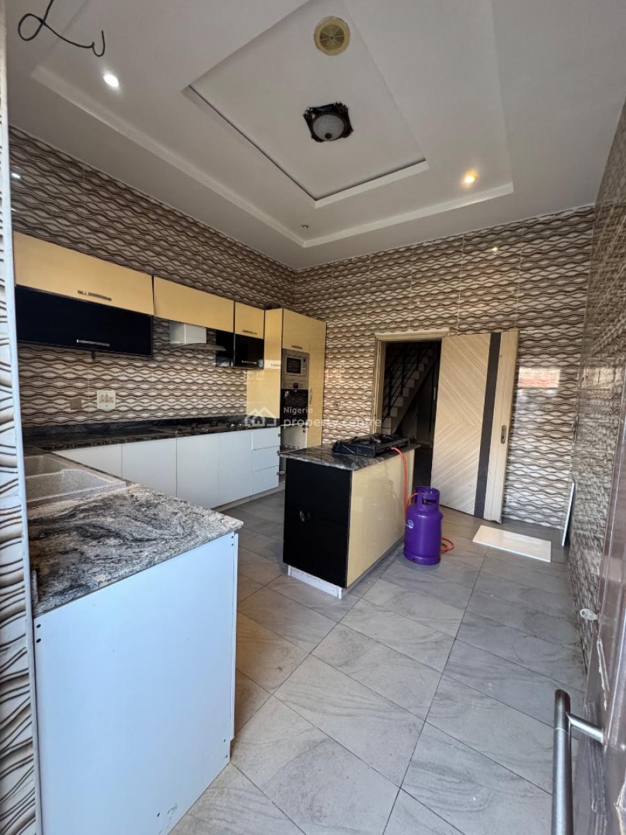 Self Contain, Bakare Estate, Agungi, Lekki, Lagos, Self Contain (single Rooms) for Rent