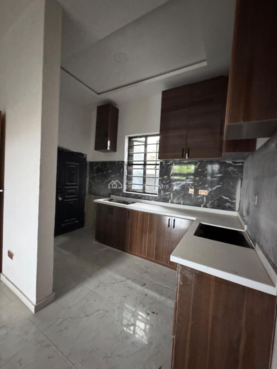 Fully Service Luxury 1 Bedroom Apartment & Gym Gud for Air B and B Etc, Orchid Road Lekki, Lekki, Lagos, Block of Flats for Sale