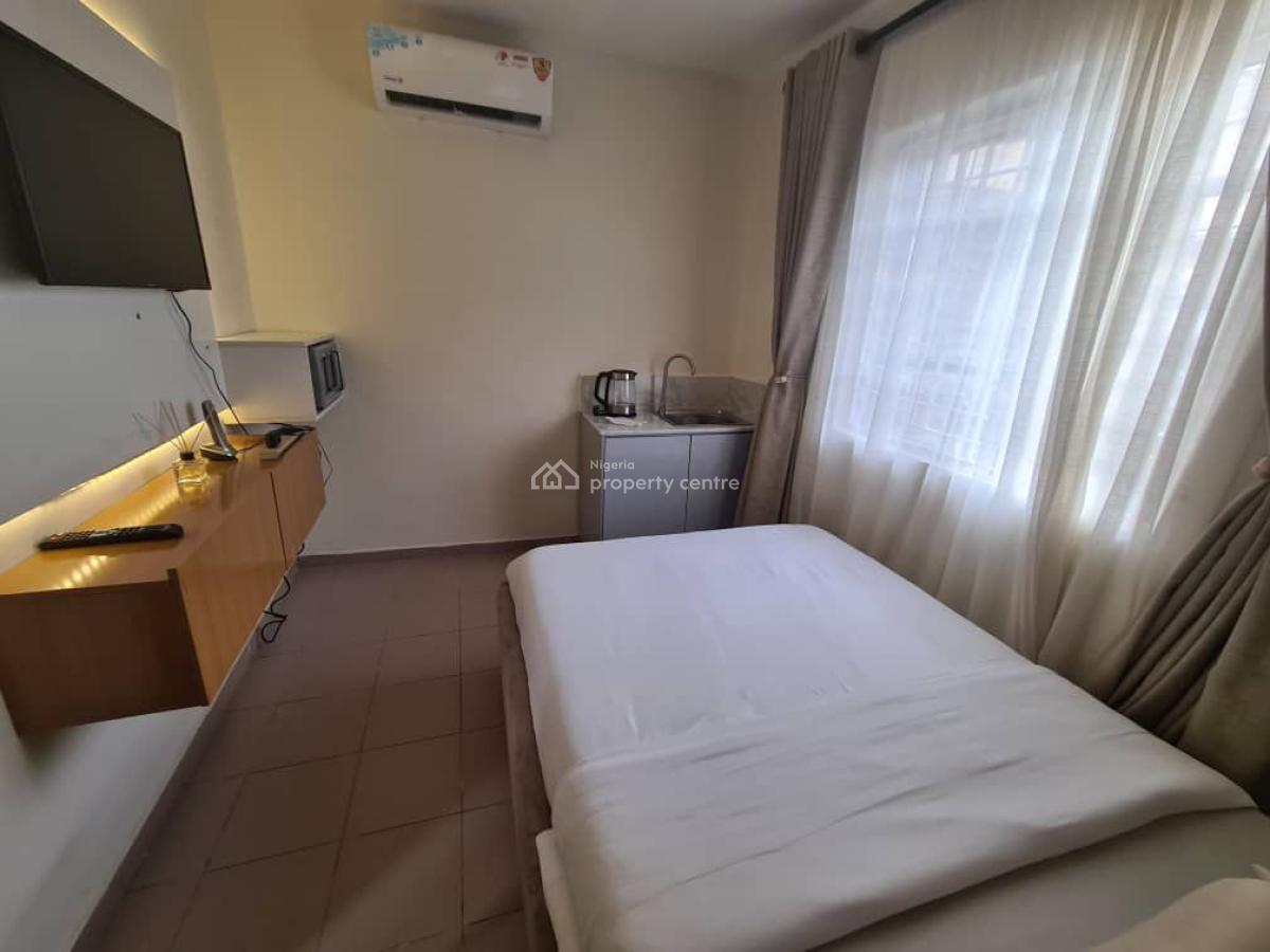 Furnished Studio Apartment, Lekki Phase 1, Lekki, Lagos, Self Contain (single Rooms) for Rent