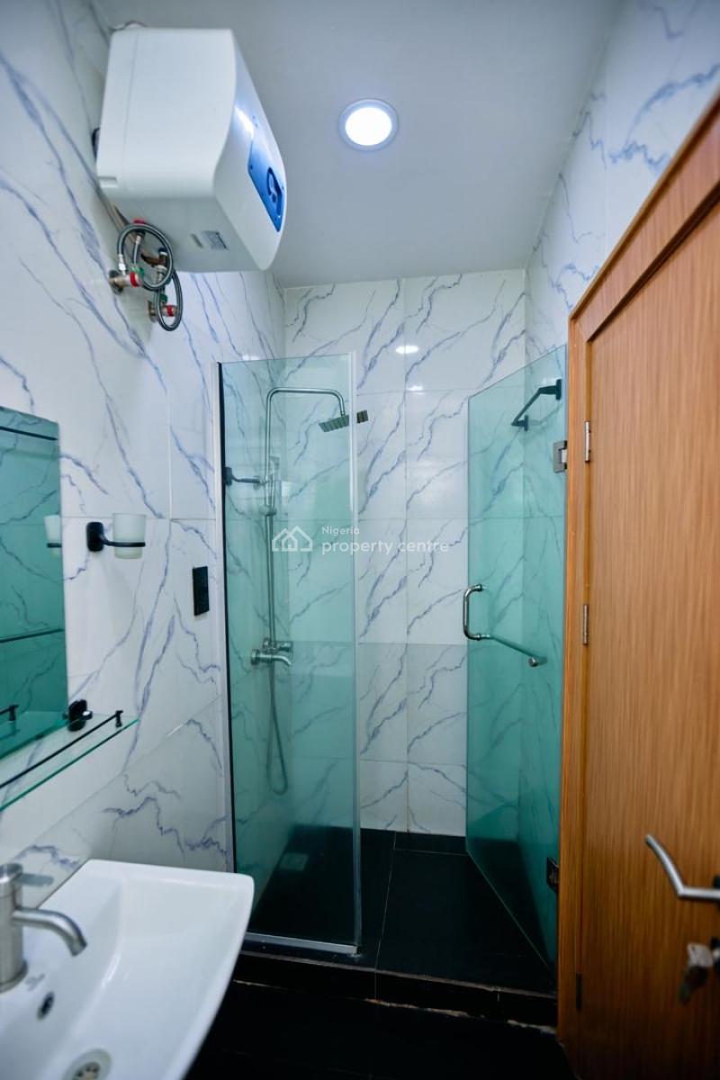 Upscale and Stylishly Furnished 2-bedroom Apartment, Banana Island Road, Ikoyi, Lagos, Flat / Apartment for Rent