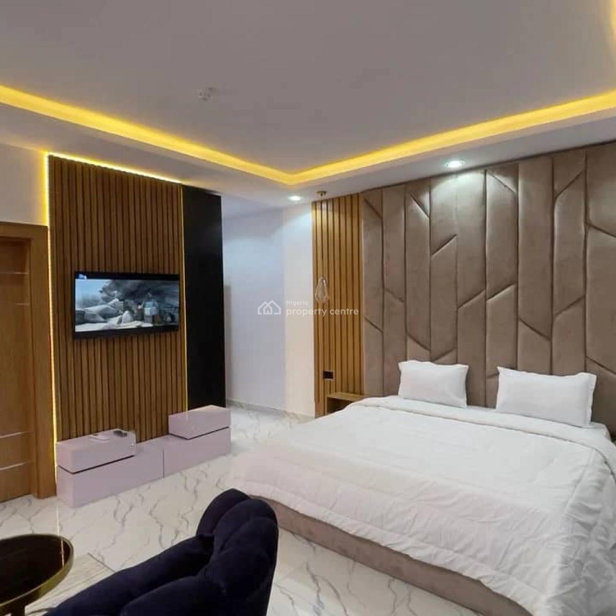 Upscale and Stylishly Furnished 2-bedroom Apartment, Banana Island Road, Ikoyi, Lagos, Flat / Apartment for Rent