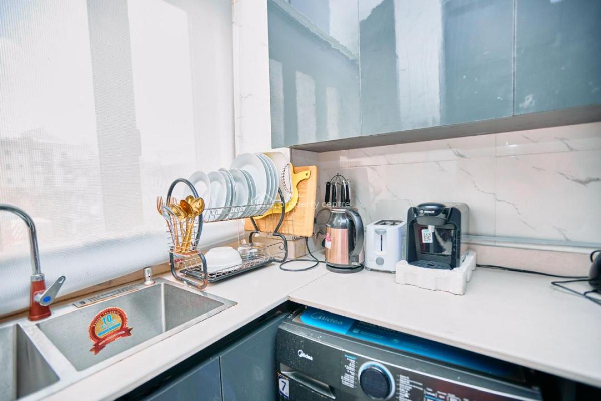 Upscale and Stylishly Furnished 2-bedroom Apartment, Banana Island Road, Ikoyi, Lagos, Flat / Apartment for Rent