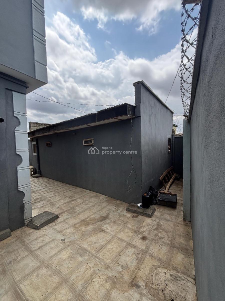 8bedroom Flats, Ipaja, Lagos, Block of Flats for Sale