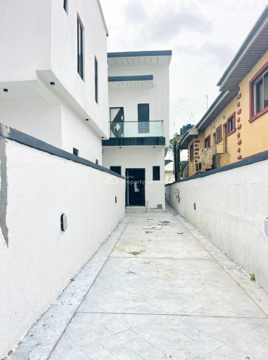 Lovely 5 Bedroom Fully Detached Duplex with Bq, Ajah, Lagos, Detached Duplex for Sale