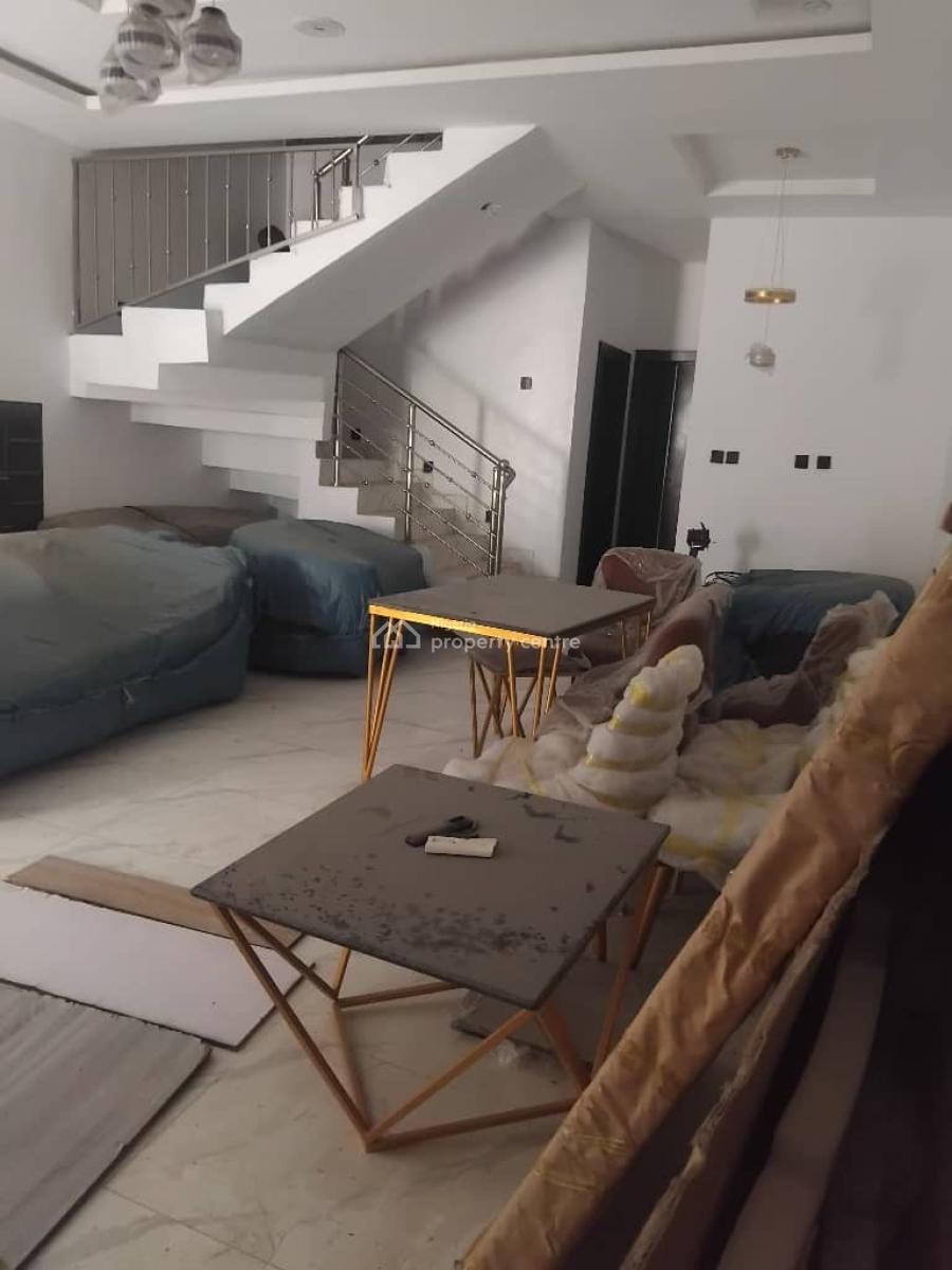 Luxury 3bedroom, Ologolo, Lekki, Lagos, Terraced Duplex for Rent
