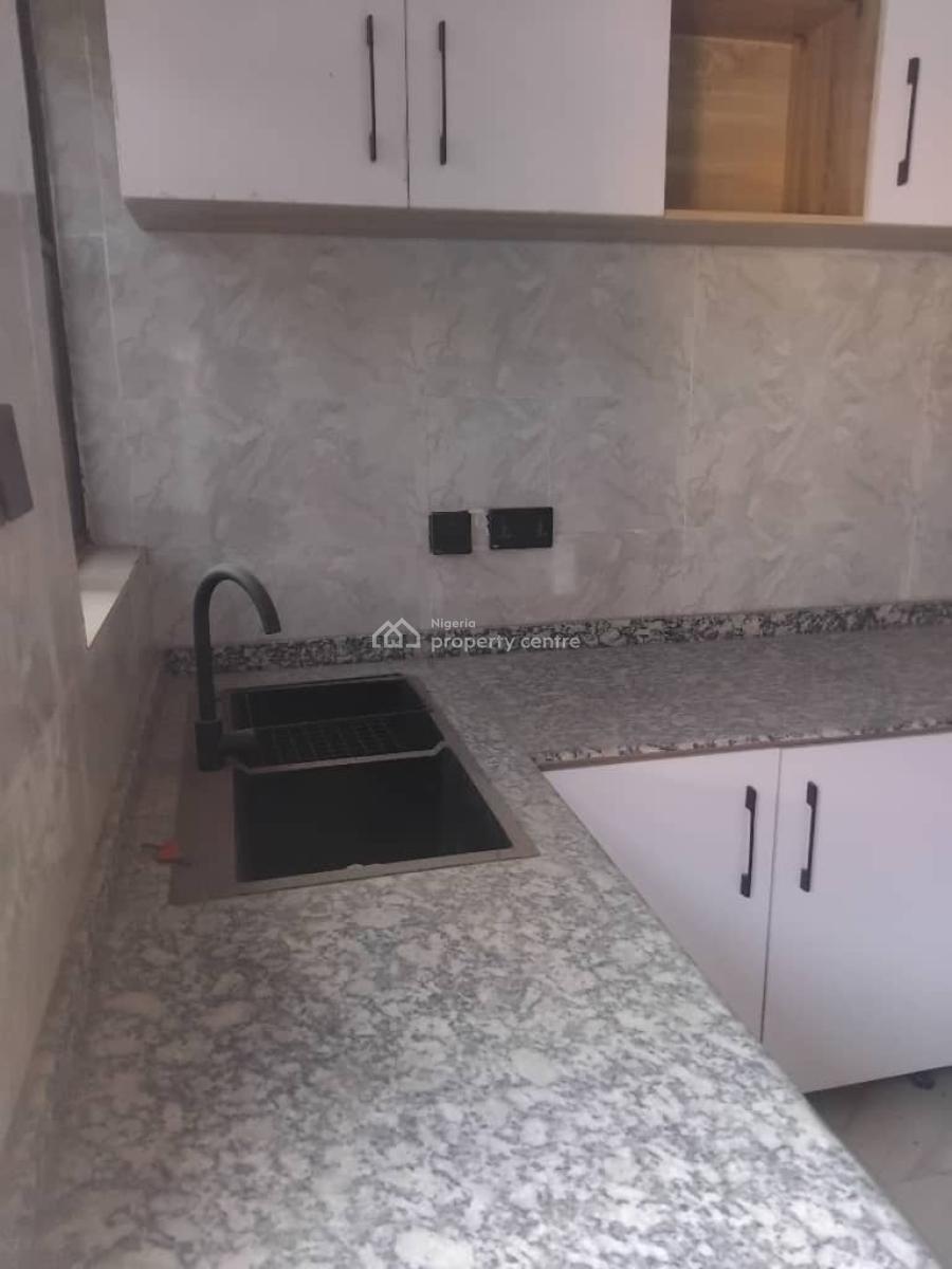 Luxury 3bedroom, Ologolo, Lekki, Lagos, Terraced Duplex for Rent