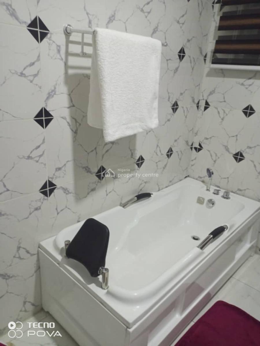 Luxury 4bedroom, Ologolo, Lekki, Lagos, Terraced Duplex for Rent