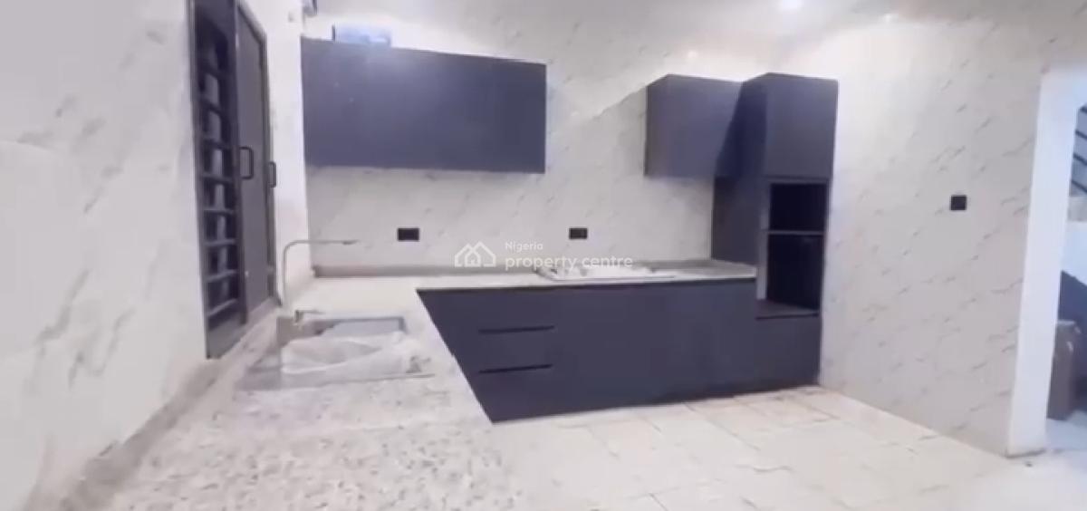 4bedroom Terrace Duplex, in an Estate at Galadimawa, Galadimawa, Abuja, Terraced Duplex for Rent