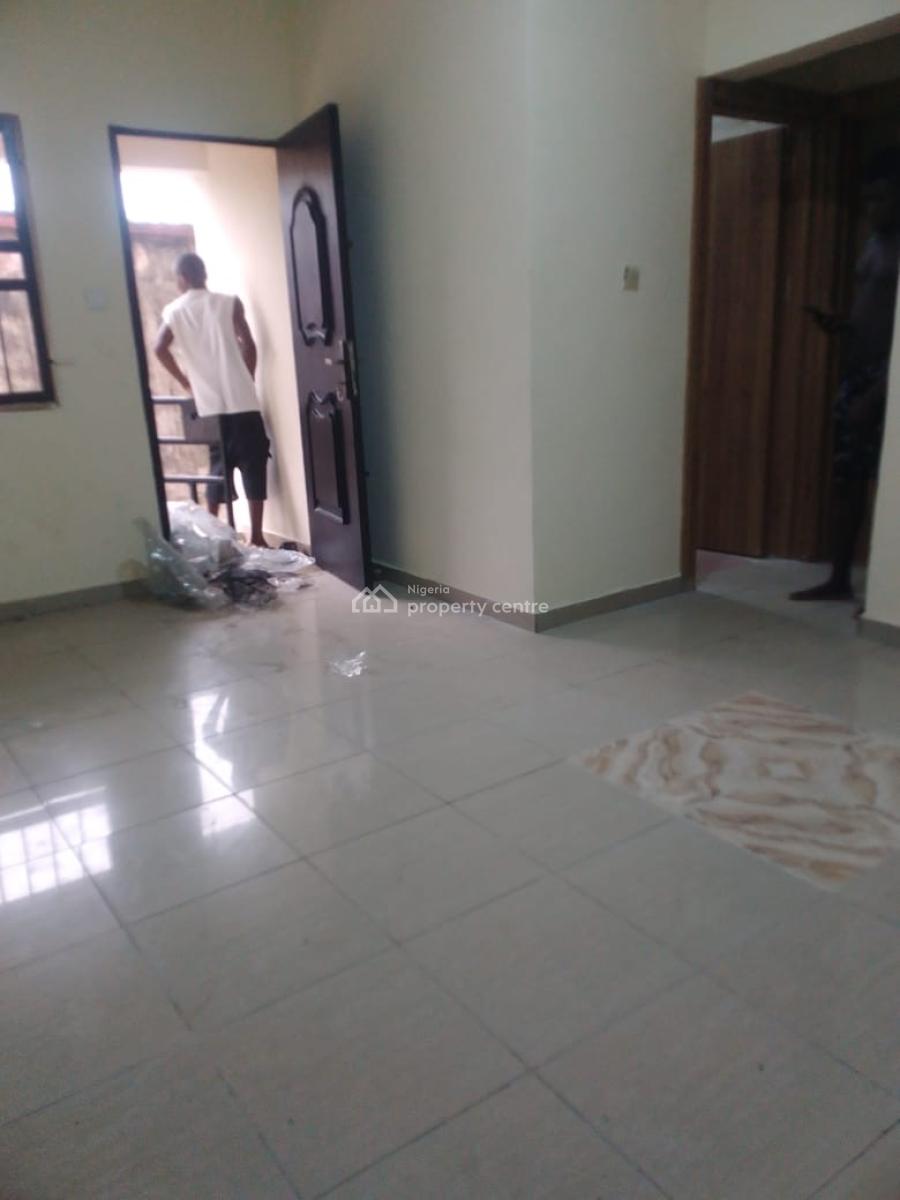 Luxury 2bedroom Apartment, New Road, Lekki, Lagos, Flat / Apartment for Rent