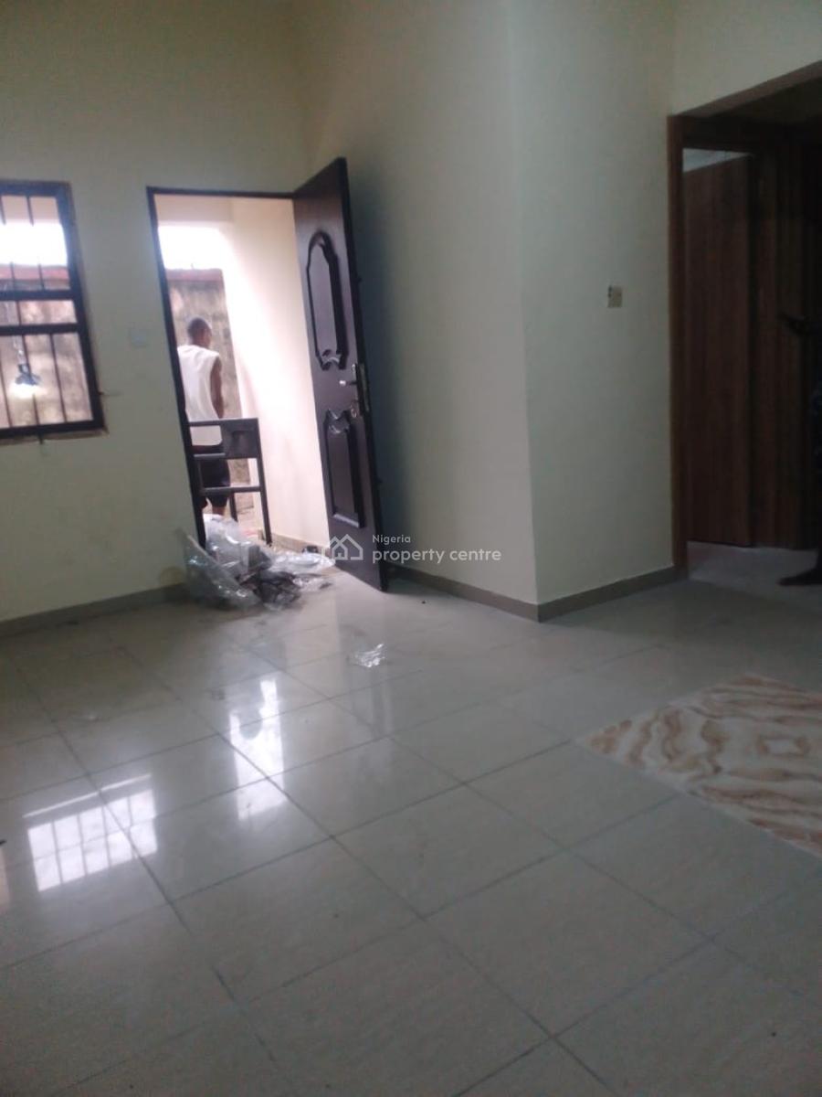 Luxury 2 Bedrooms Apartment, New Road, Lekki, Lagos, Flat / Apartment for Rent