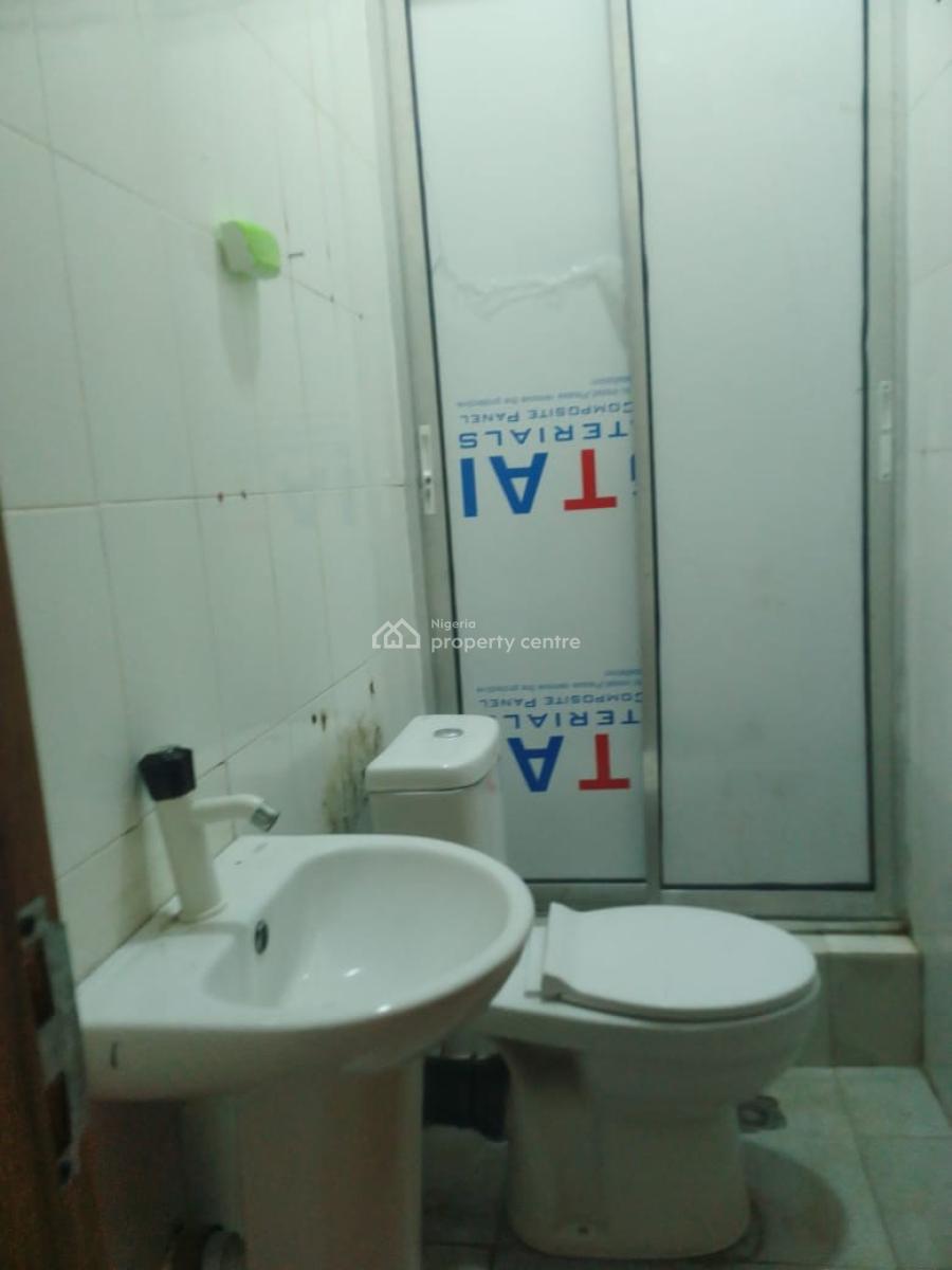 Luxury 2 Bedrooms Apartment, New Road, Lekki, Lagos, Flat / Apartment for Rent