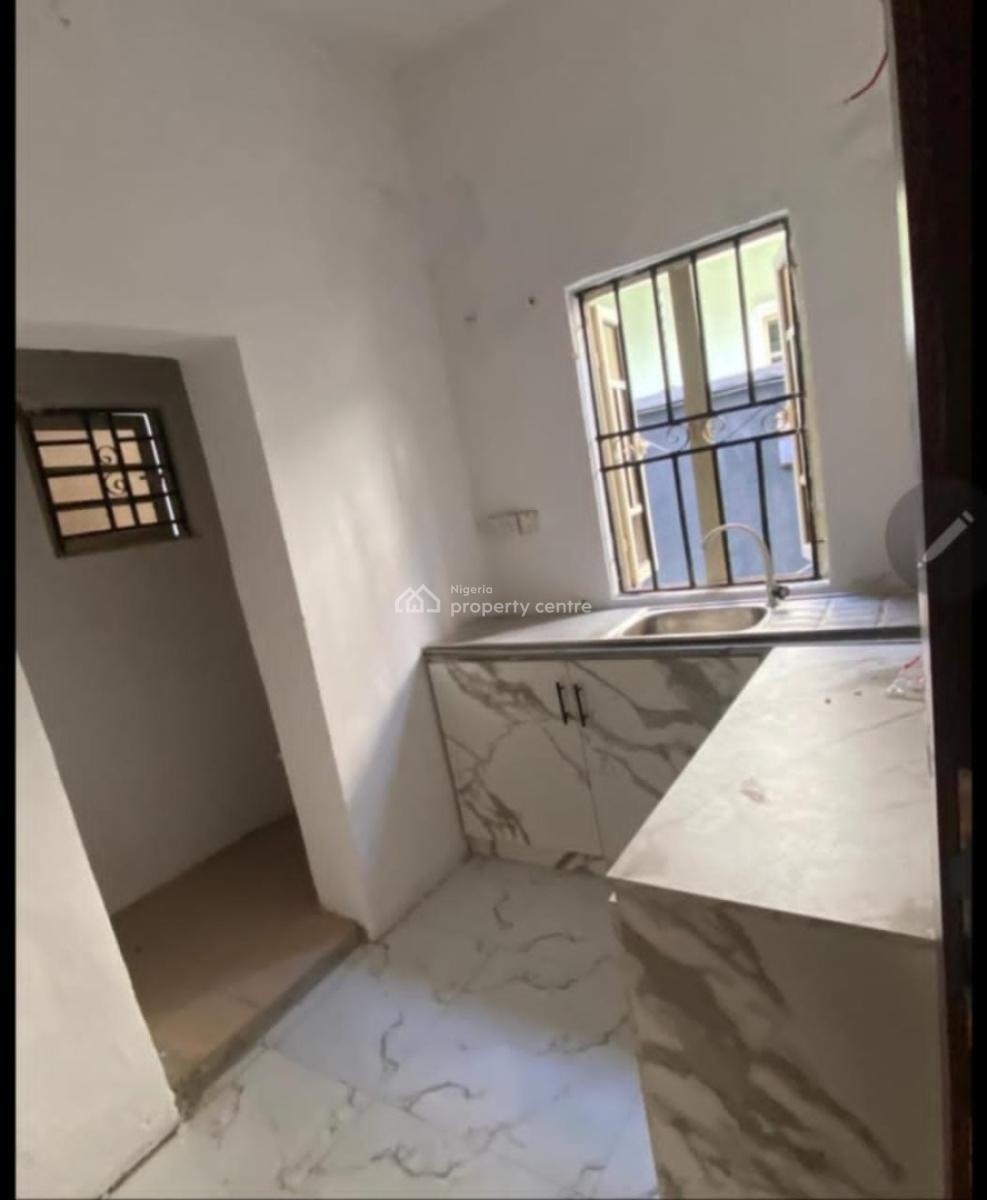 Spacious 1 Bedroom Apartment Now Available, Lekki Phase 1, Lekki, Lagos, Mini Flat (room and Parlour) for Rent