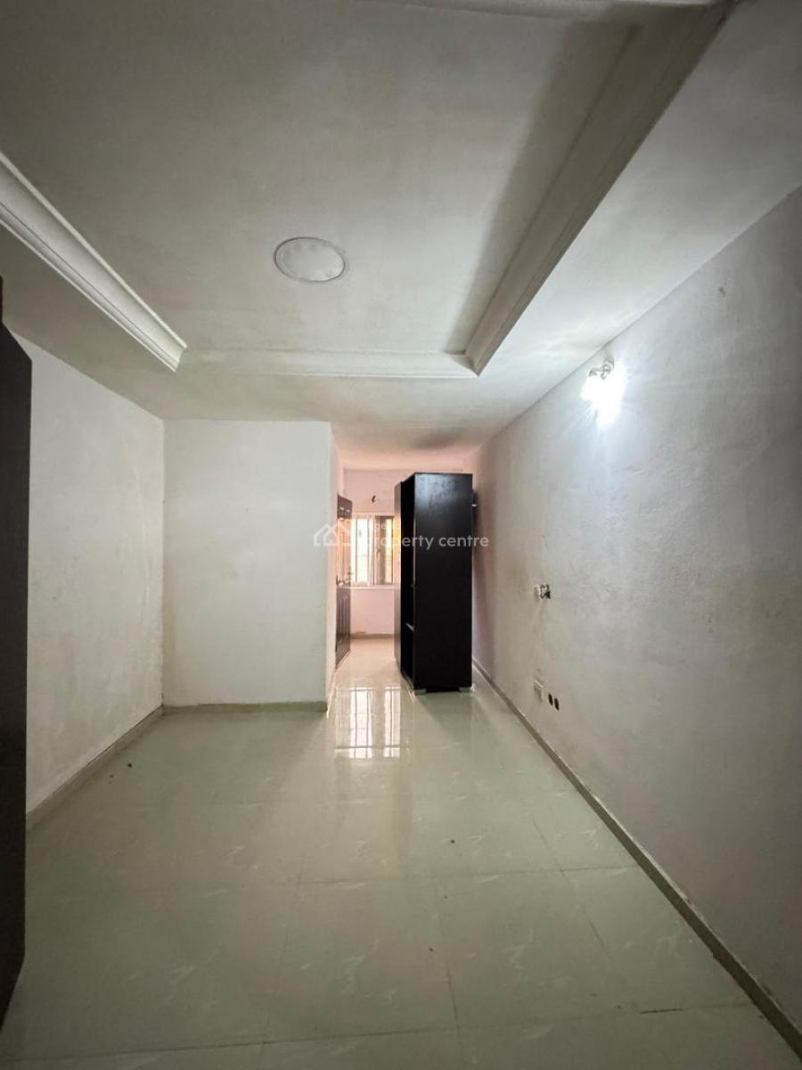 Very Solid 4 Bedroom Semi Detached Duplex with Bq, Surulere, Ogunlana, Surulere, Lagos, Semi-detached Duplex for Sale