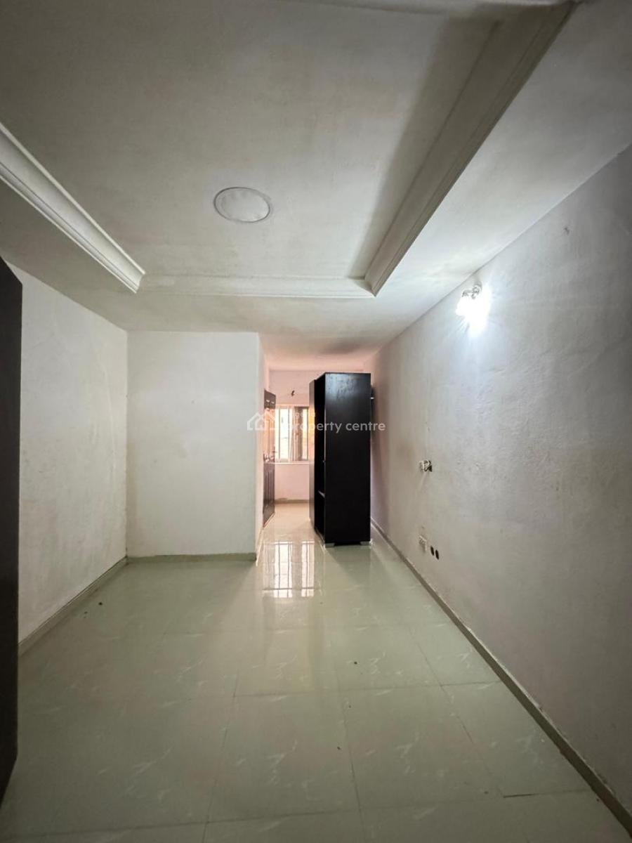 Very Solid 4 Bedroom Semi Detached Duplex with Bq, Surulere, Ogunlana, Surulere, Lagos, Semi-detached Duplex for Sale